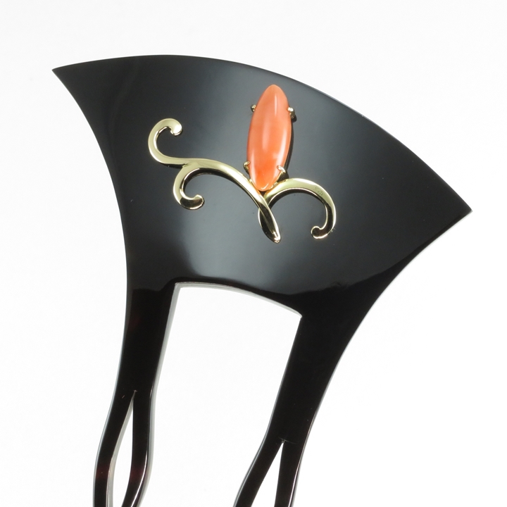 鼈甲 簪 桃珊瑚 K18 金工飾 唐草模様 山型 かんざし べっ甲 本鼈甲 髪飾り A101